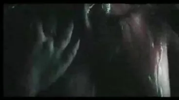 ચીટર કબાટમાં છુપાવે છે - પરંતુ હજુ પણ સ્લટને fucks! સેકસી વીડિયો ગુજરાતી બીપી