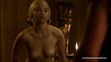 બ્લેક-ફ્રાઇડે બ્રાઉલ હોટ FFM સેકસી વીડિયો બીપી પીચર થ્રીસમમાં ફેરવાય છે