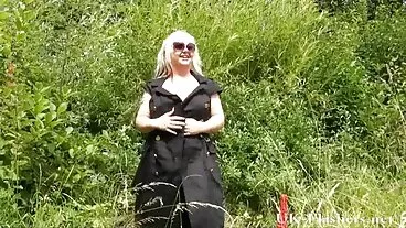 MILF કૂતરી તેને બીપી સેકસી વીડિયો એચડી ચેમ્પની જેમ લે છે
