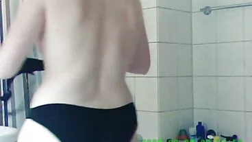 BJ બીપી વીડીયો સેકસી વીડિયો RAW લિલી લવનું મોં જાદુઈ છે